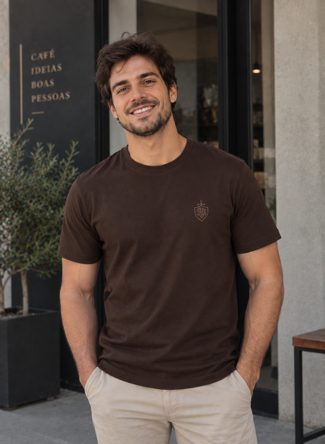 Detalhes da camiseta